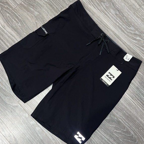Billabong all day boardshorts. Size 34. NWT - Picture 2 of 5